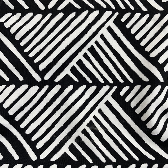 Mynah High Rise Black White Triangles Pattern Swim Bottoms Ruched Sides Large - Picture 10 of 13